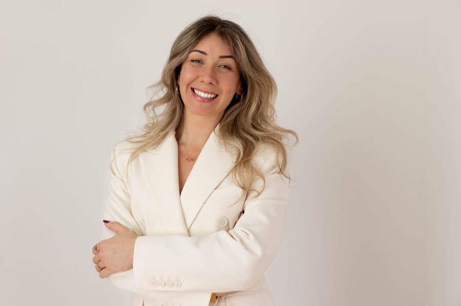 Bonnie van Tiel — LAMARE Professional